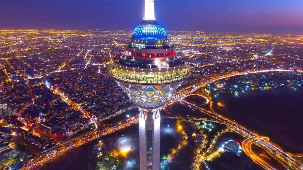 برج میلاد؛ تماشای تهران از بلندترین برج ایران