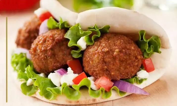 آیا می‌توان فلافل را در فر یا سرخ‌کن بدون روغن تهیه کرد؟