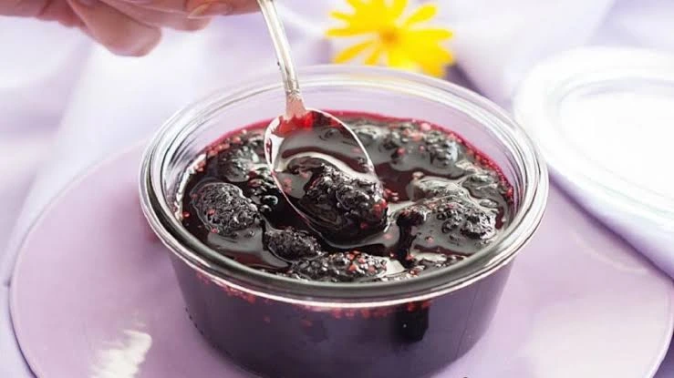 مربای توت سیاه را با چه چیزی سرو کنیم؟